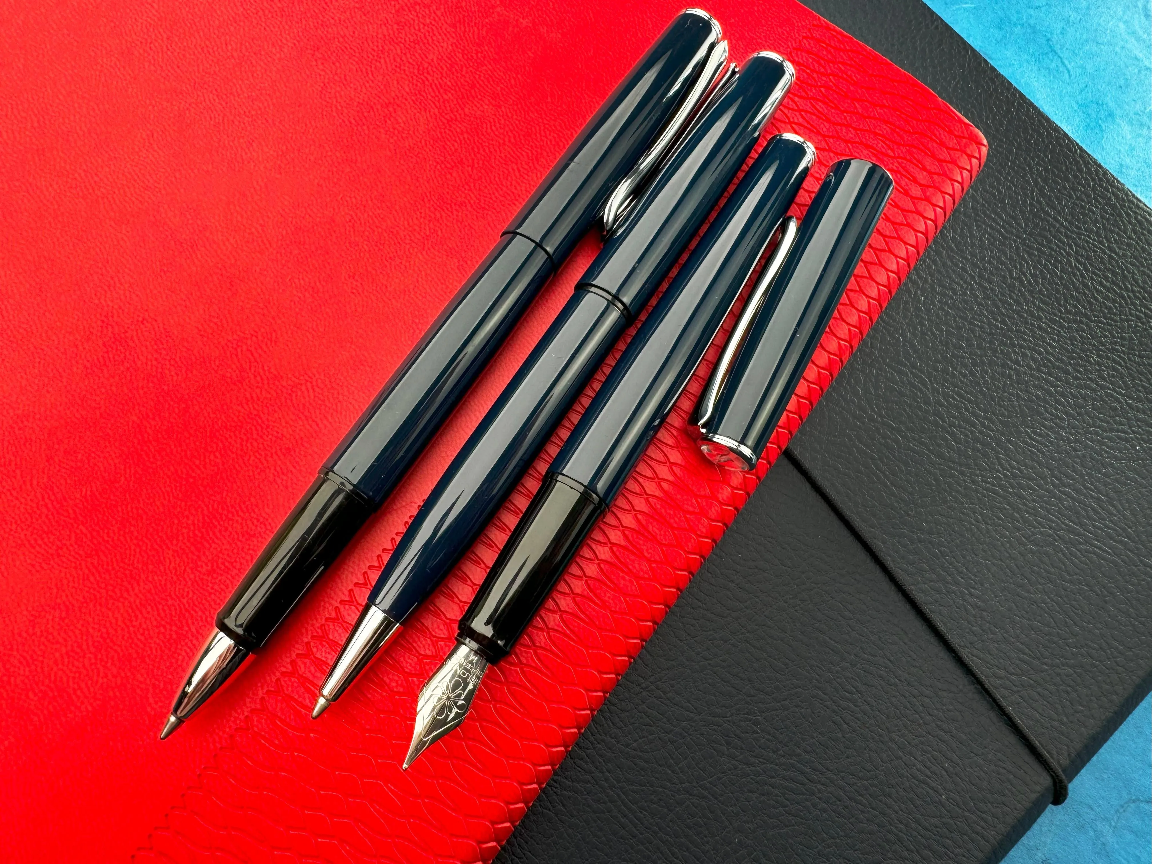 Diplomat Esteem Dark Blue collection - Foutain Pen