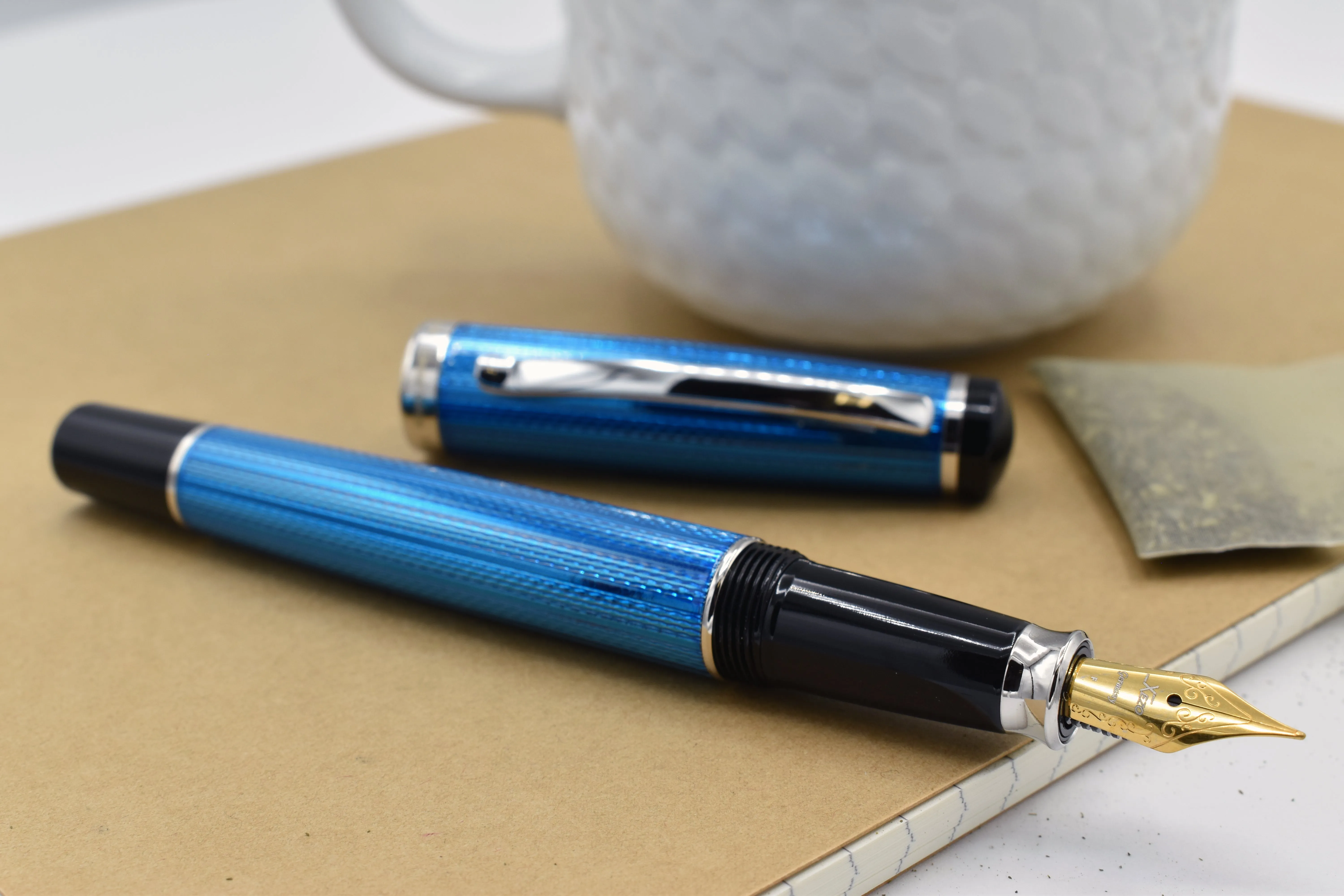 Incognito Diamond-Cut Lacquered Brass Fountain Pen (Fine Nib) - Deep Blue