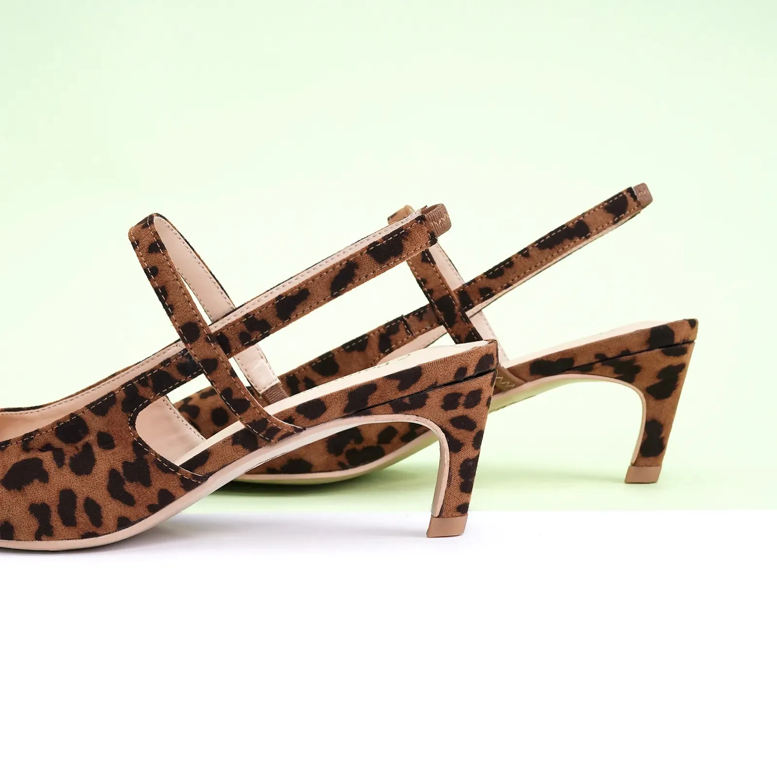 Pointed Toe Print Slingbacks (Helen) Leopard